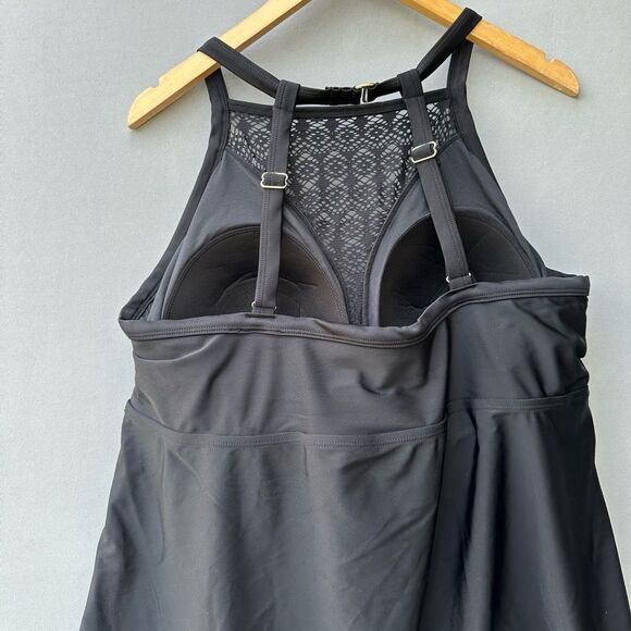 🎉5 for $45🎉 NWT Ava Viv Swim Top Swimsuit Women Size 24W Black - Picture 4 of 8
